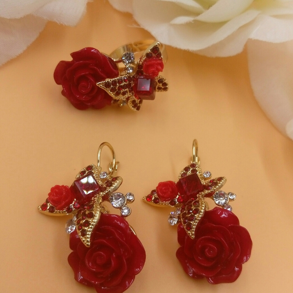 Beautiful red rose earring and ring set